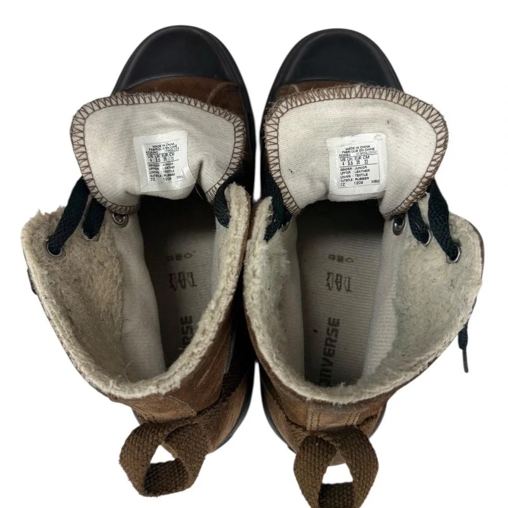 Converse‎ Chuck Taylor High Top Brown Suede Sneakers High Top Youth Size 4